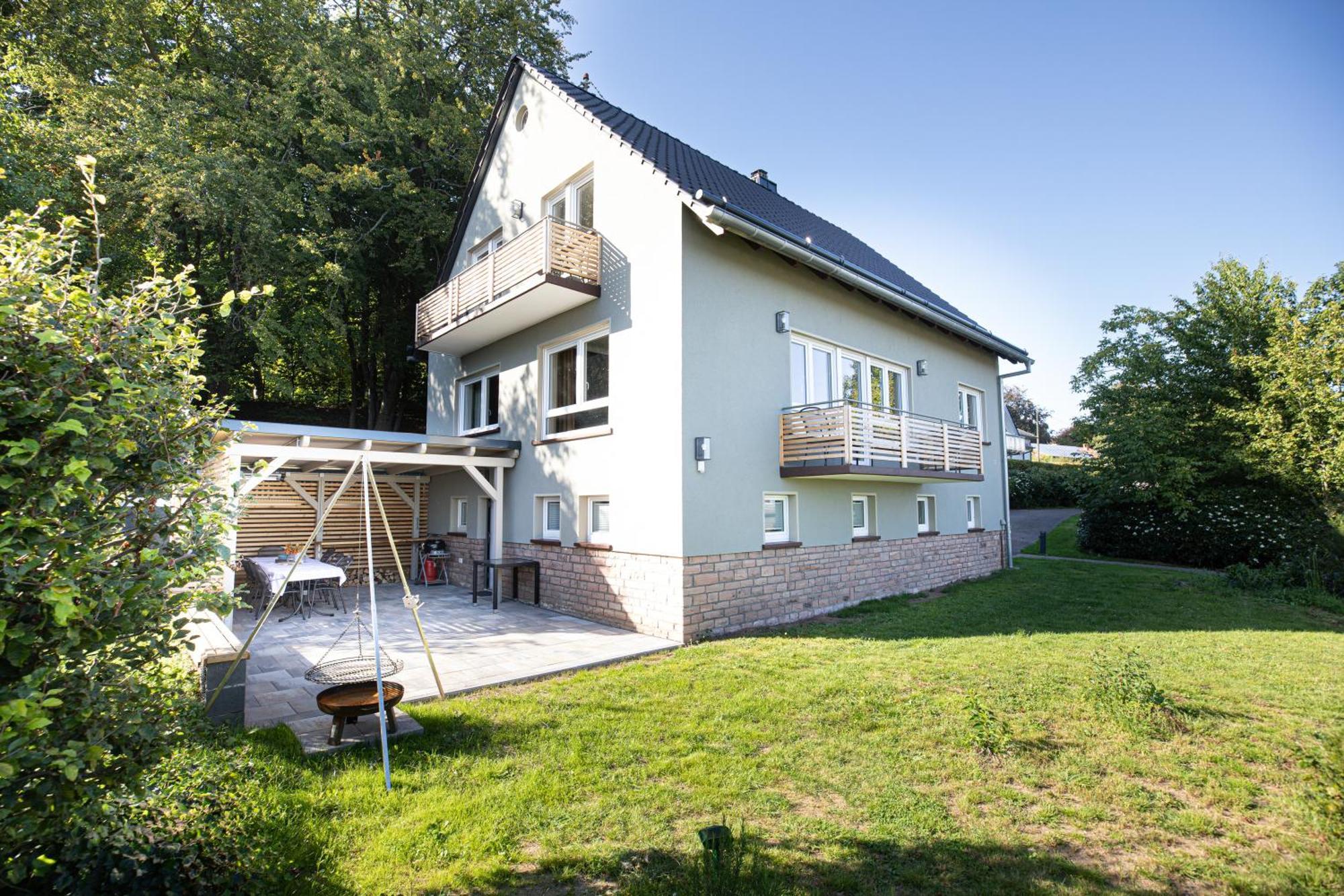 Haus Cervus Villa Hattgenstein Eksteriør bilde